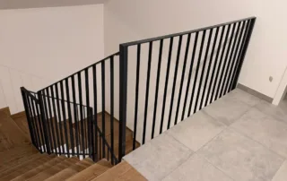 Treppengeländer schwarz